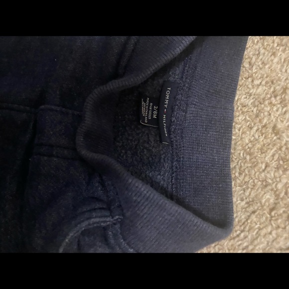 Tommy Hilfiger jogger set - Picture 6 of 7